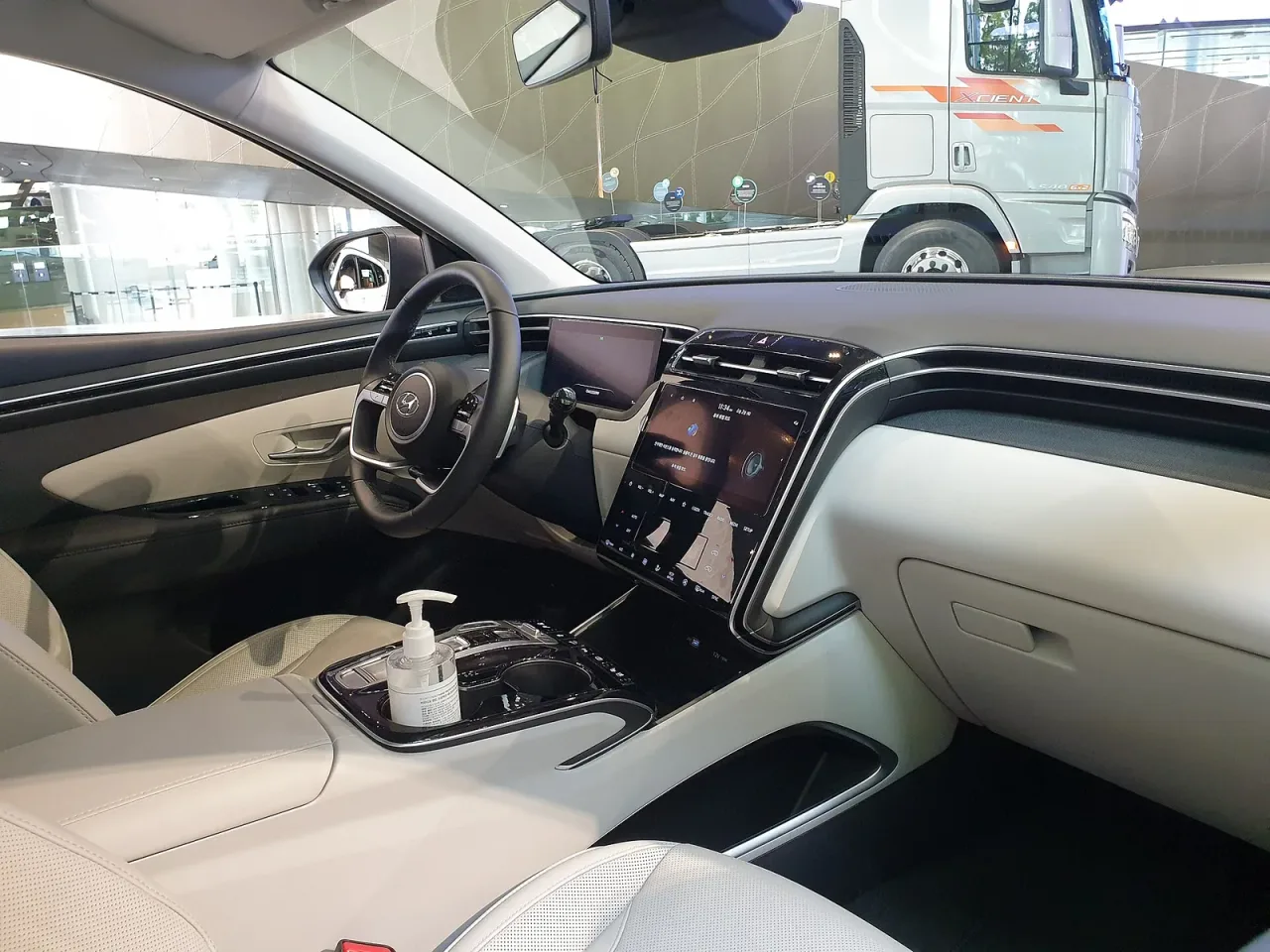 Hyundai Tucson, interior