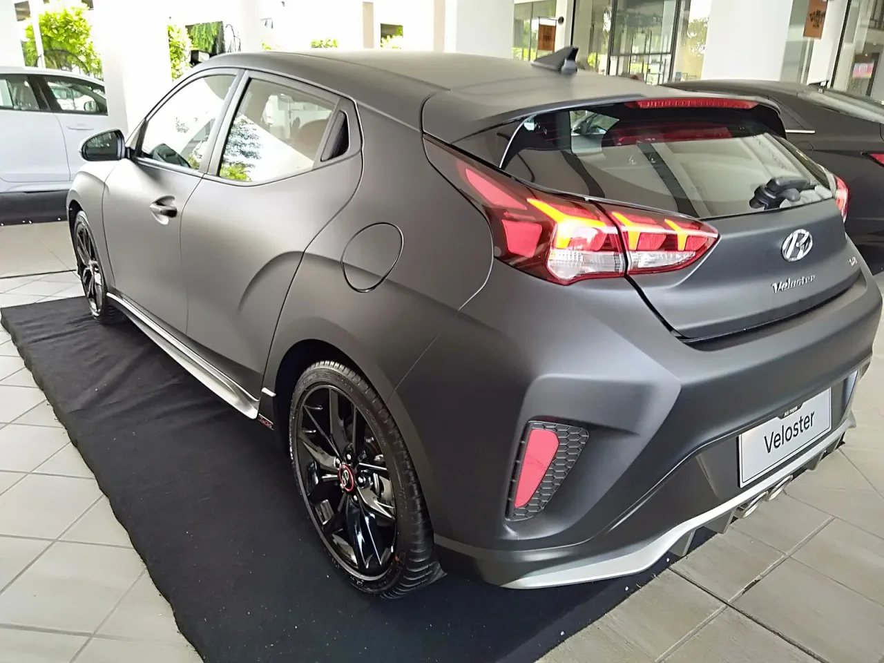 Hyundai Veloster, rear