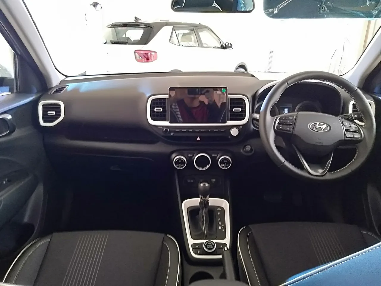 Hyundai Venue, interior
