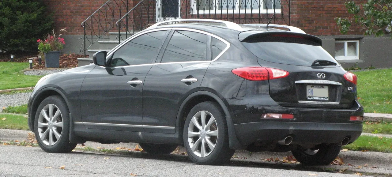 Infiniti EX35, rear