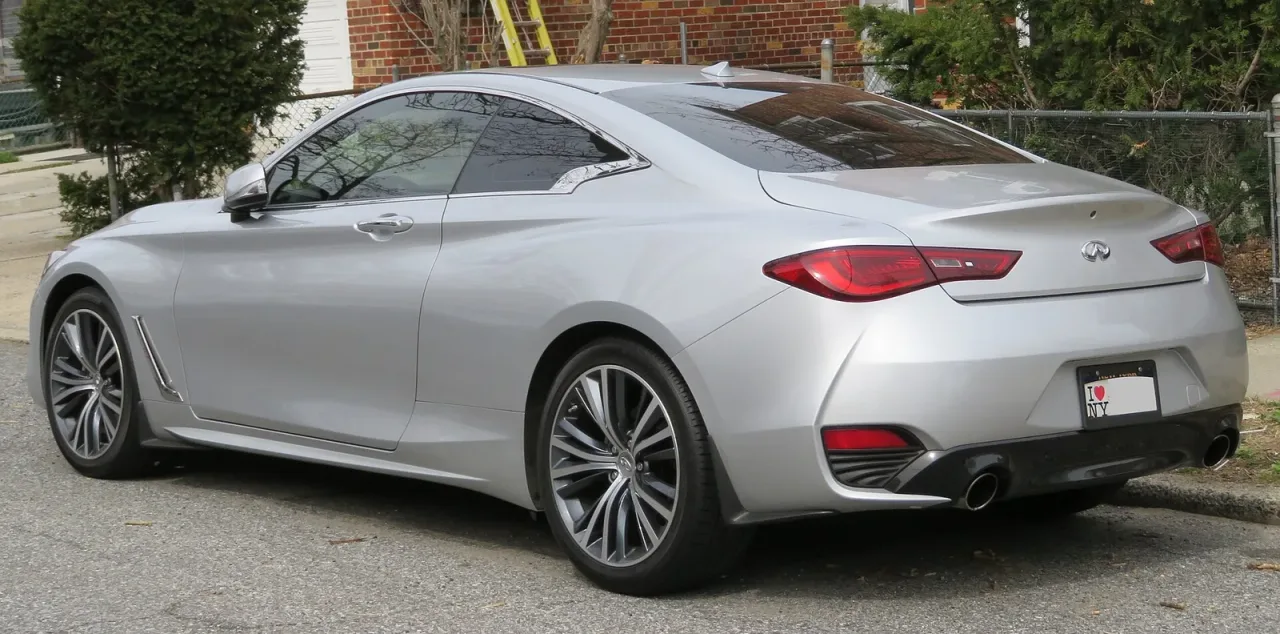 Infiniti Q60, rear
