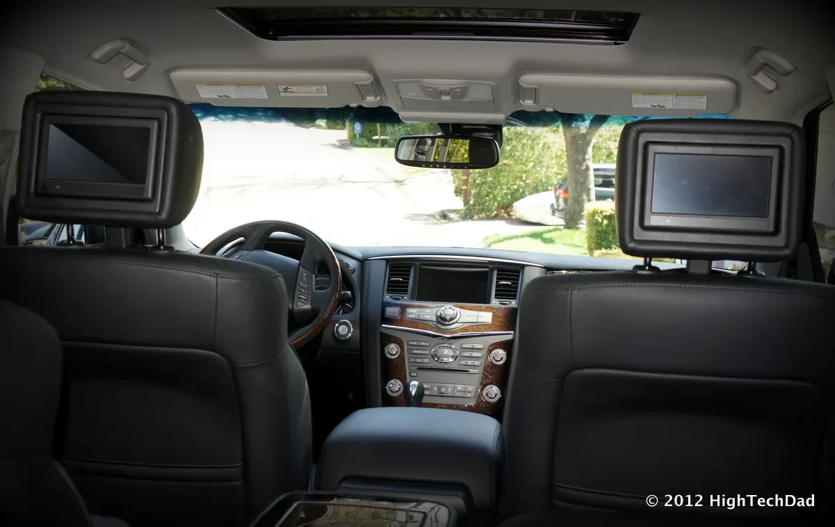 Infiniti QX56, interior