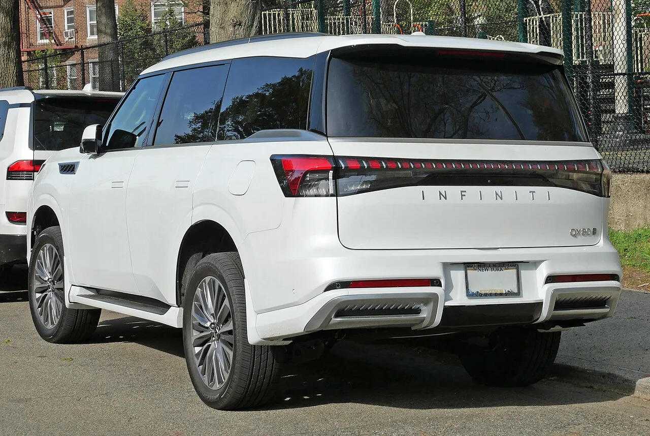 Infiniti QX80, rear