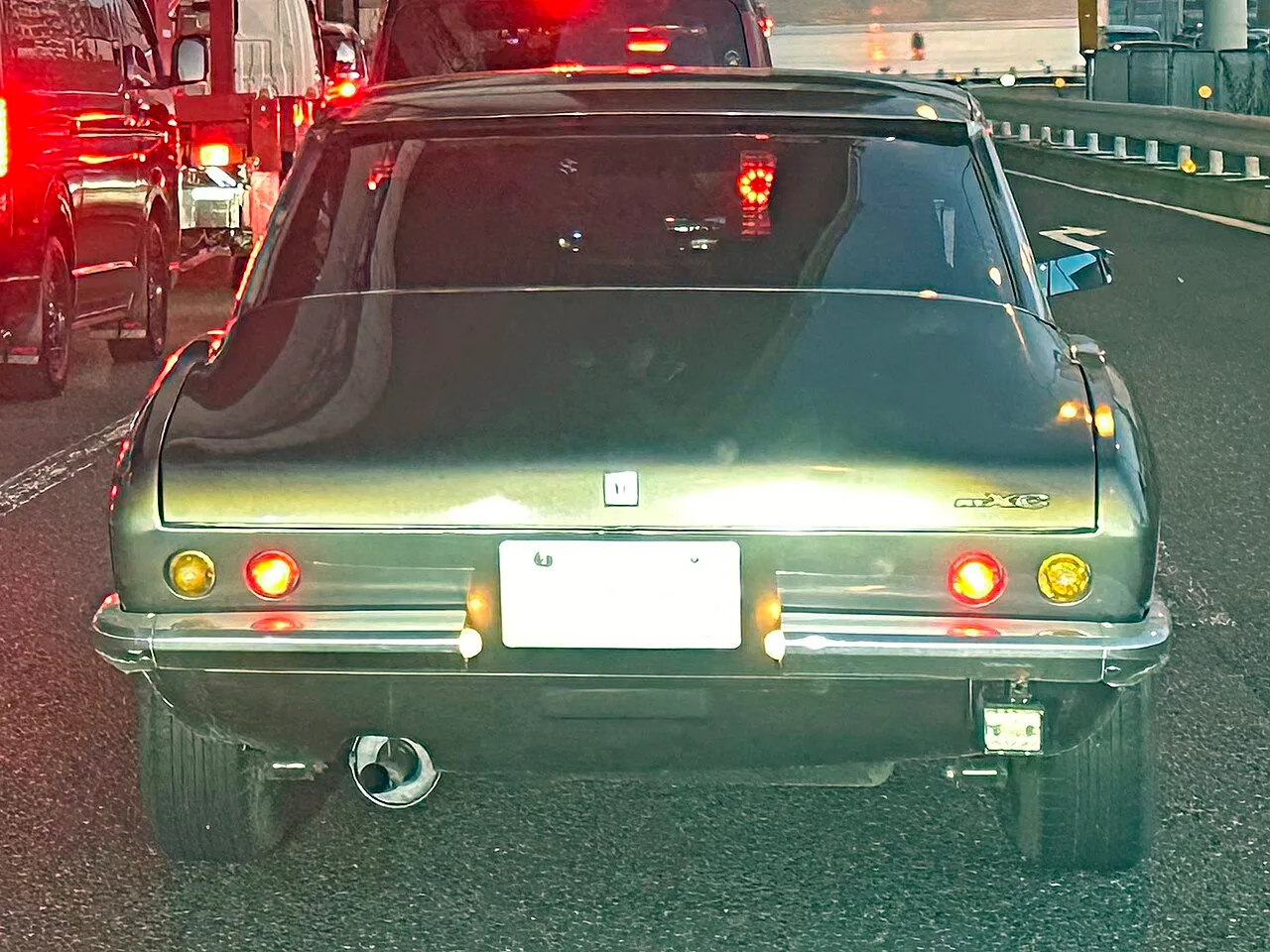 Isuzu 117 Coupé XE, rear