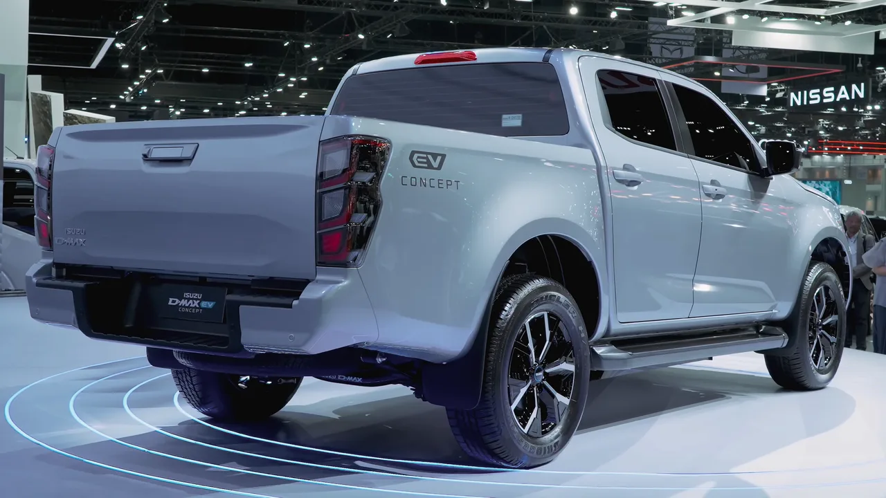 Isuzu D-Max first generation RA/RC / Holden Rodeo / Chevrolet LUV D-Max, rear