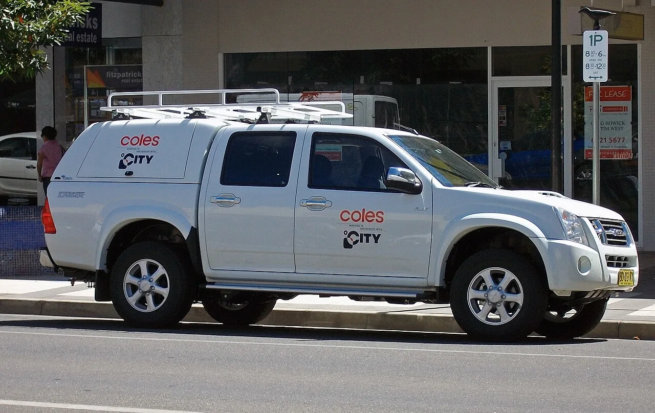 Isuzu D-Max first generation RA/RC / Holden Rodeo / Chevrolet LUV D-Max, side