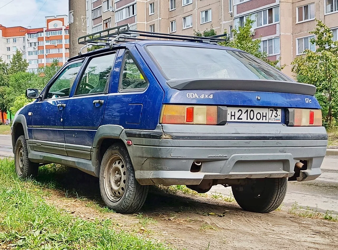 IZH 2126 "Oda", rear