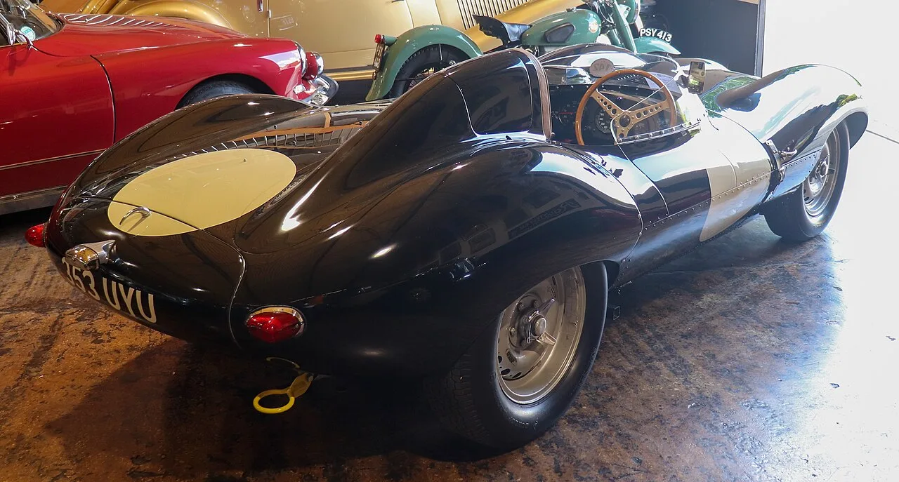 Jaguar D-Type, rear