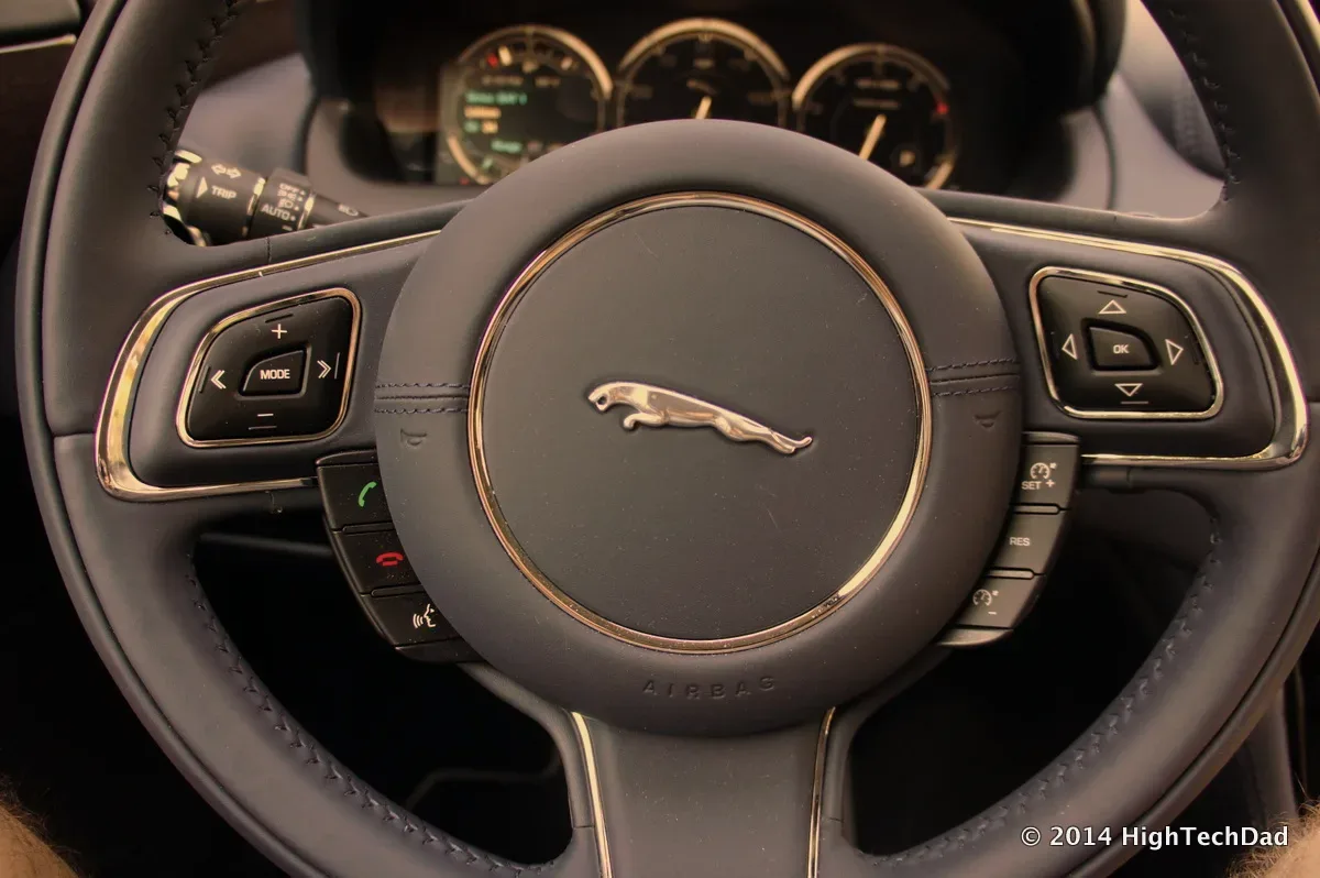 Jaguar XJL, interior