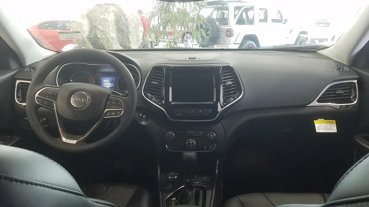 Jeep Cherokee, interior