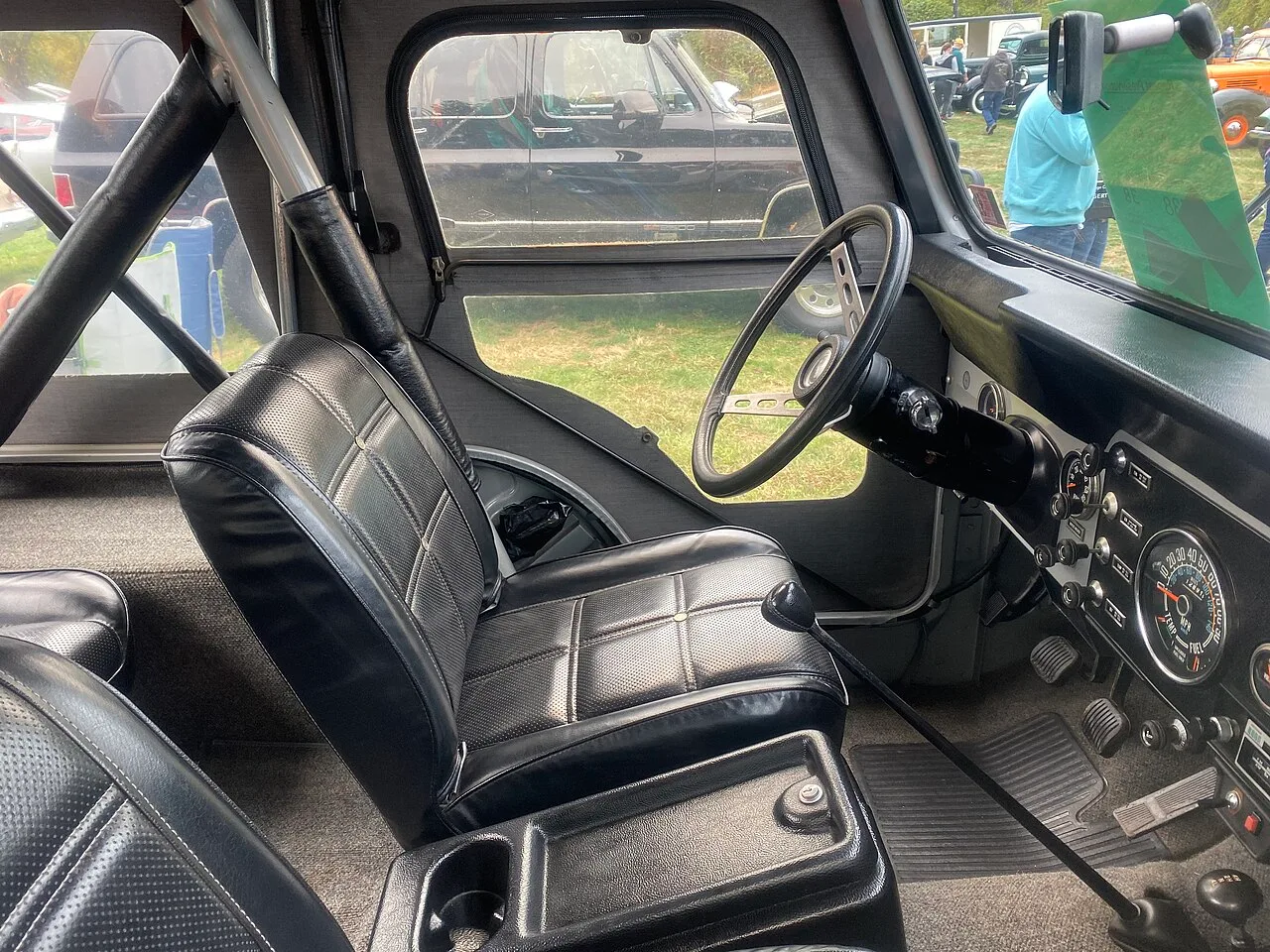 Jeep CJ-5, interior