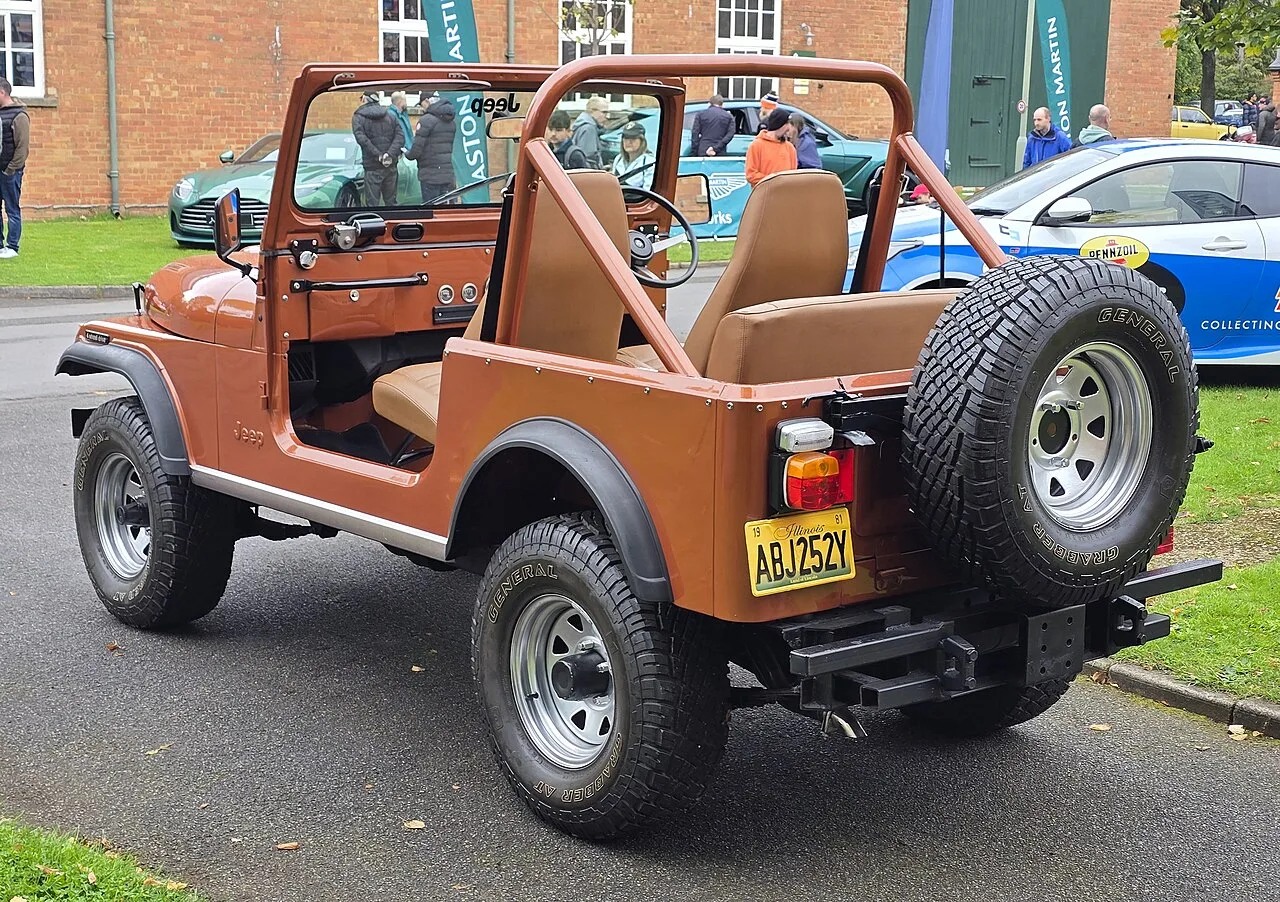 Jeep CJ-7, rear