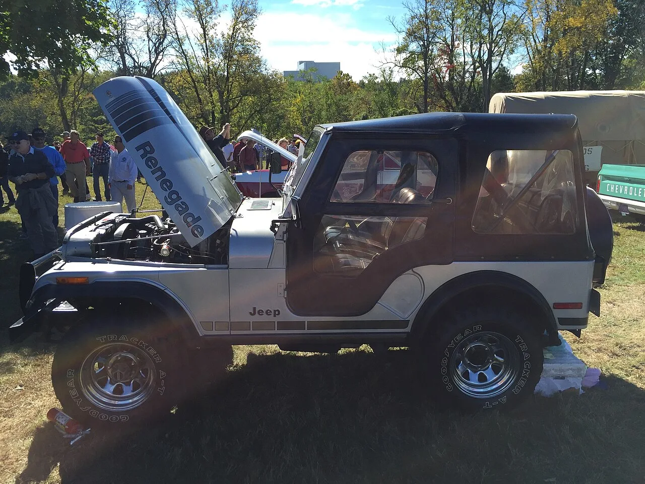Jeep CJ-7, side