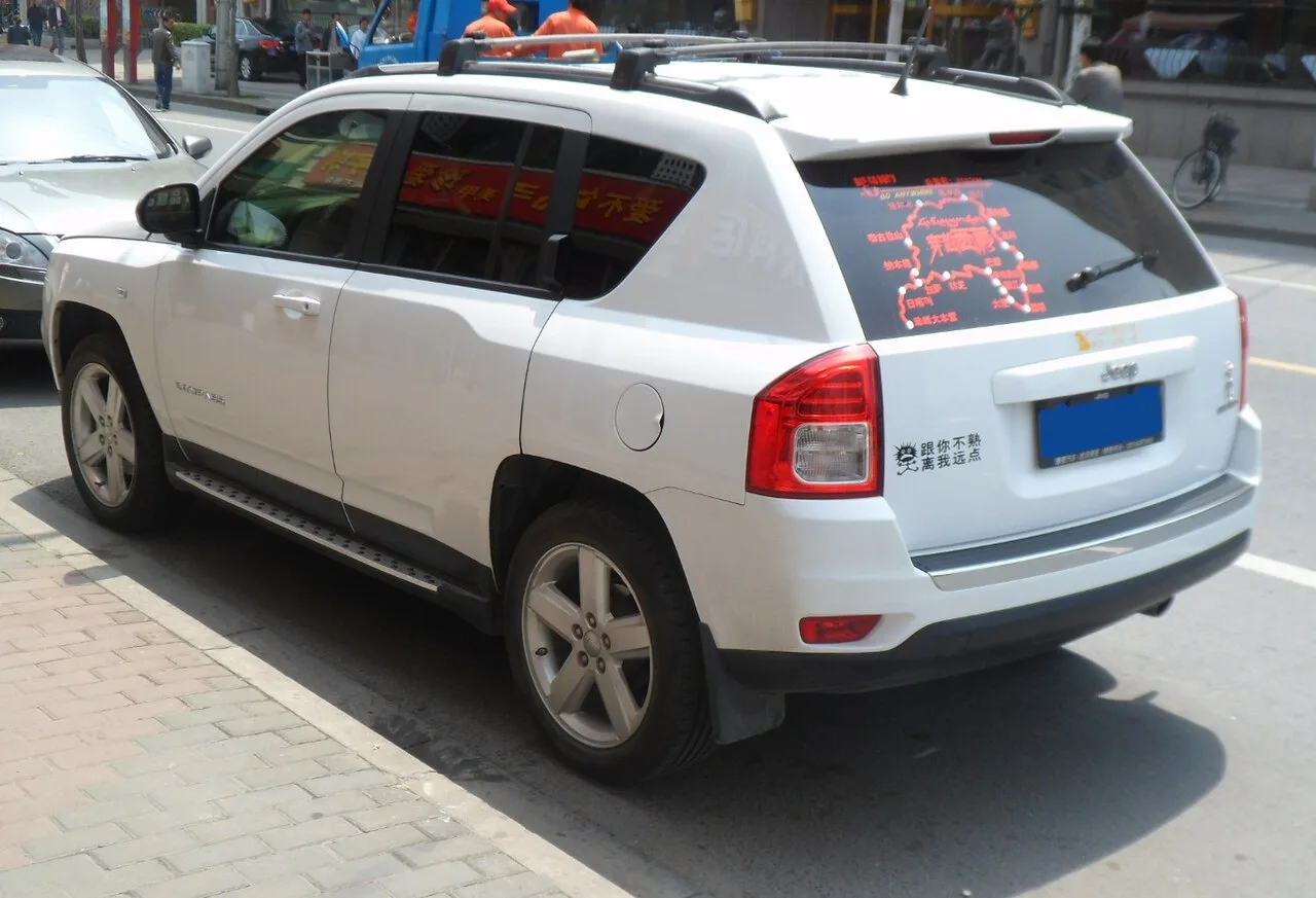 Jeep Compass, rear