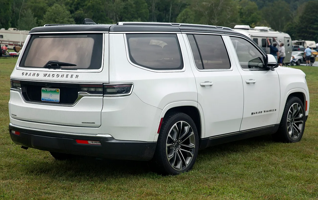 Jeep Grand Wagoneer, rear