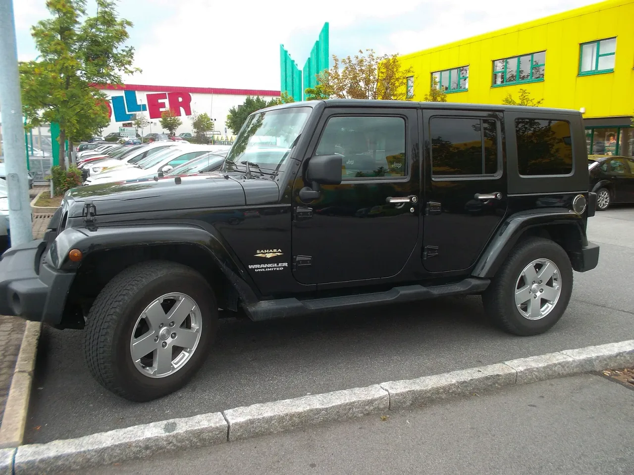 Jeep Wrangler, side