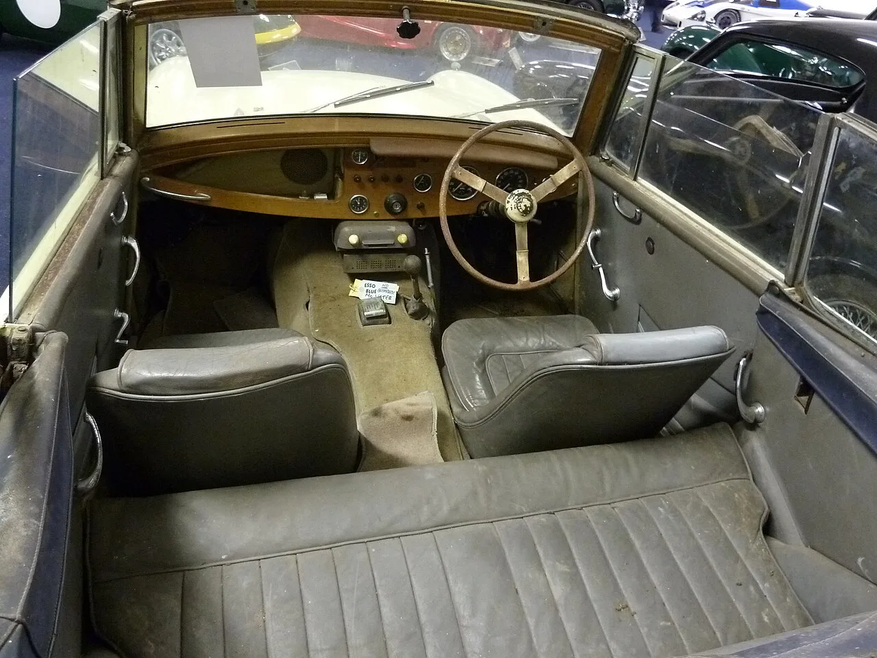 Jensen 541 / 541R / 541S, interior