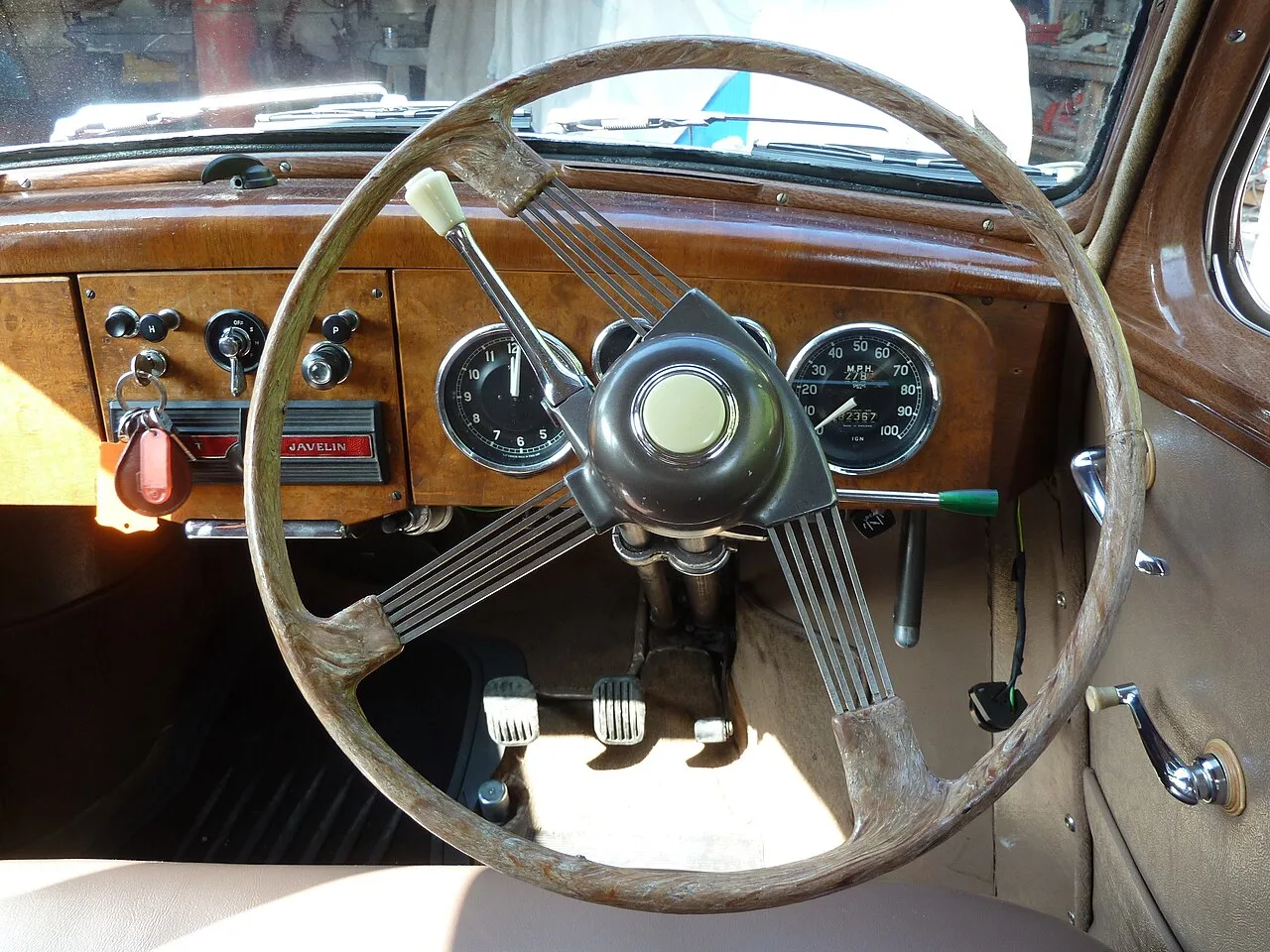 Jowett Javelin, interior