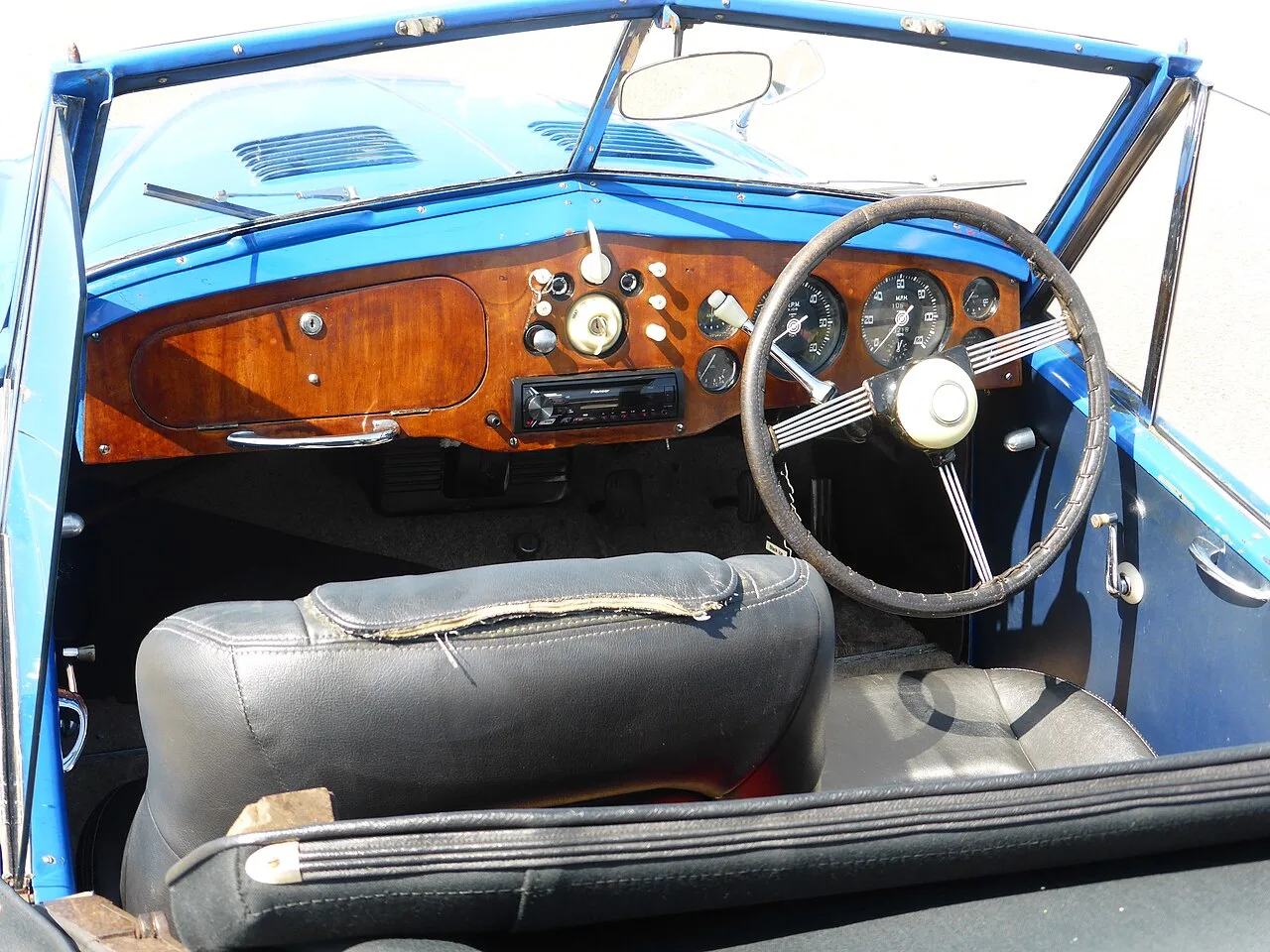 Jowett Jupiter, interior