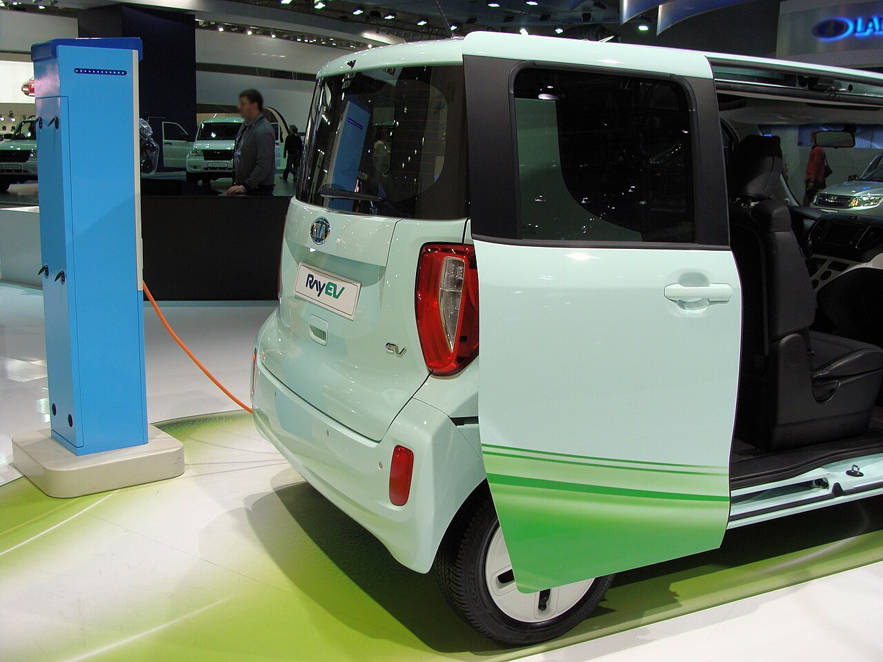 Kia Ray, rear