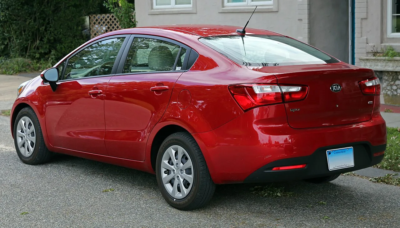 Kia Rio, rear