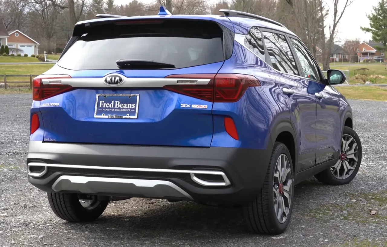 Kia Seltos, rear