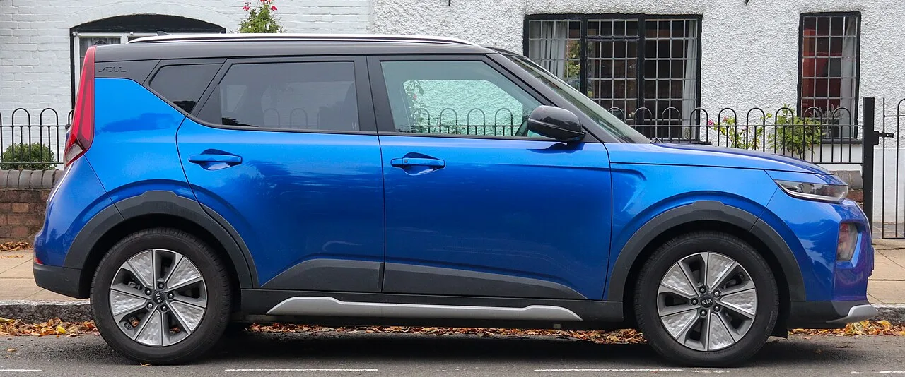Kia Soul, side