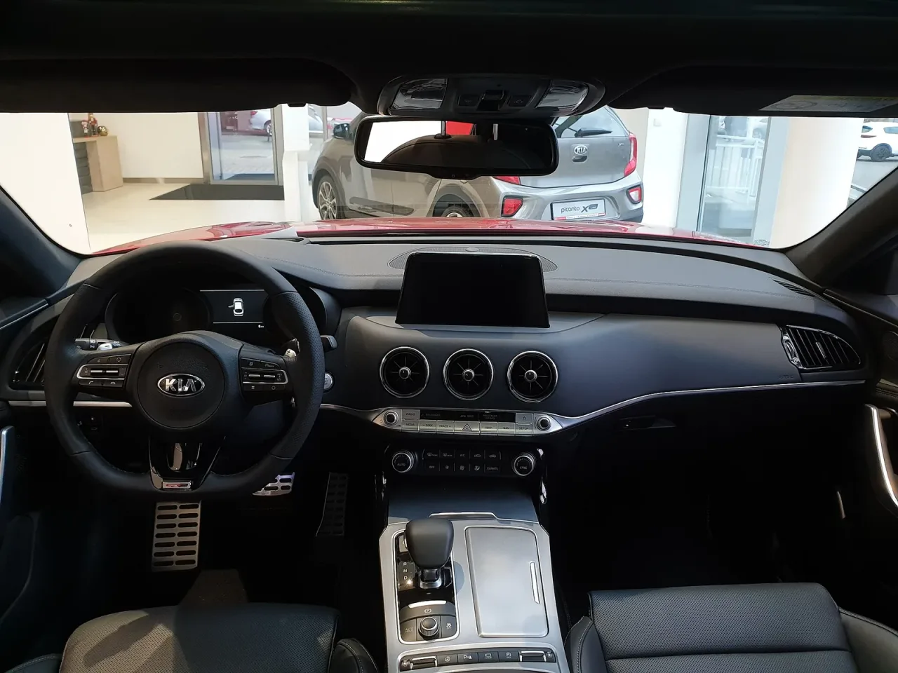 Kia Stinger, interior