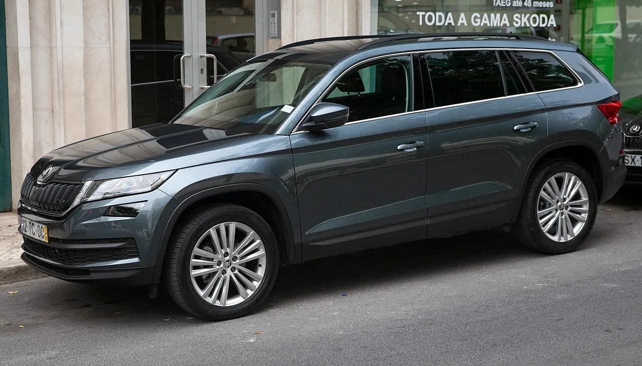 Škoda Kodiaq first generation, side