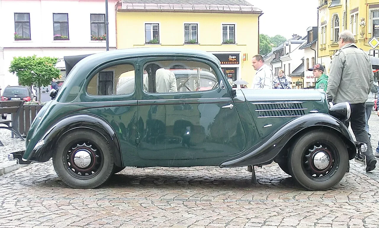 Škoda Popular Special Sport / Monte Carlo, side