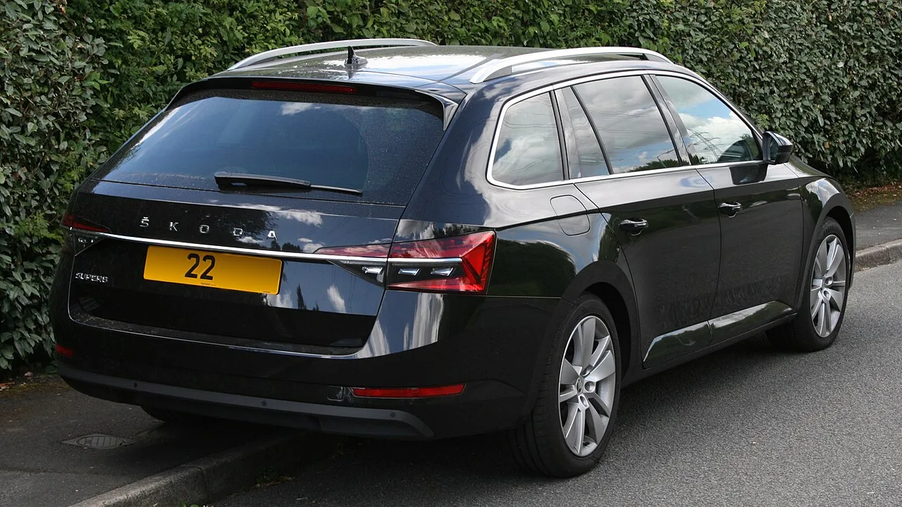 Škoda Superb B8, rear