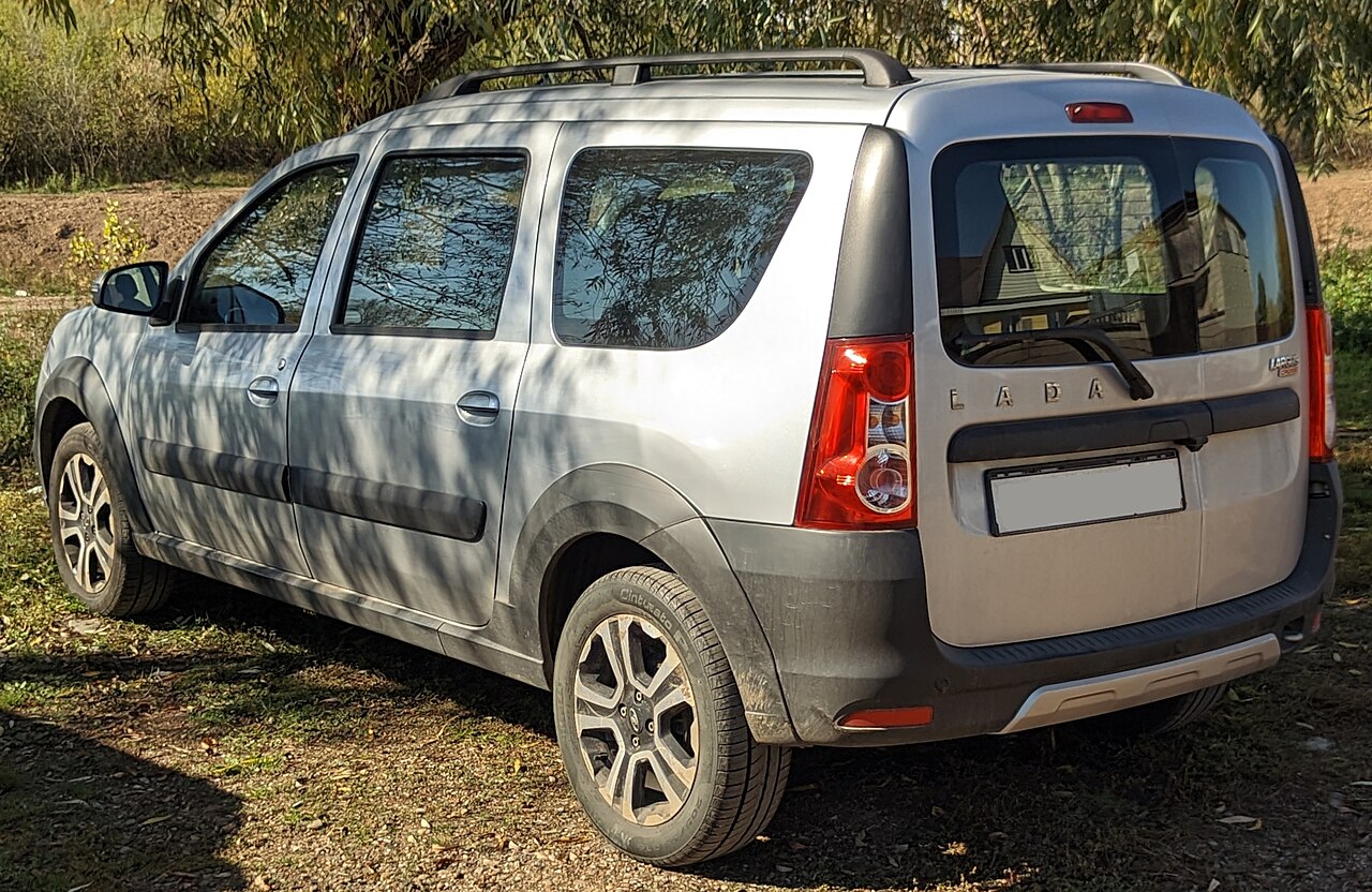 Lada Largus, rear