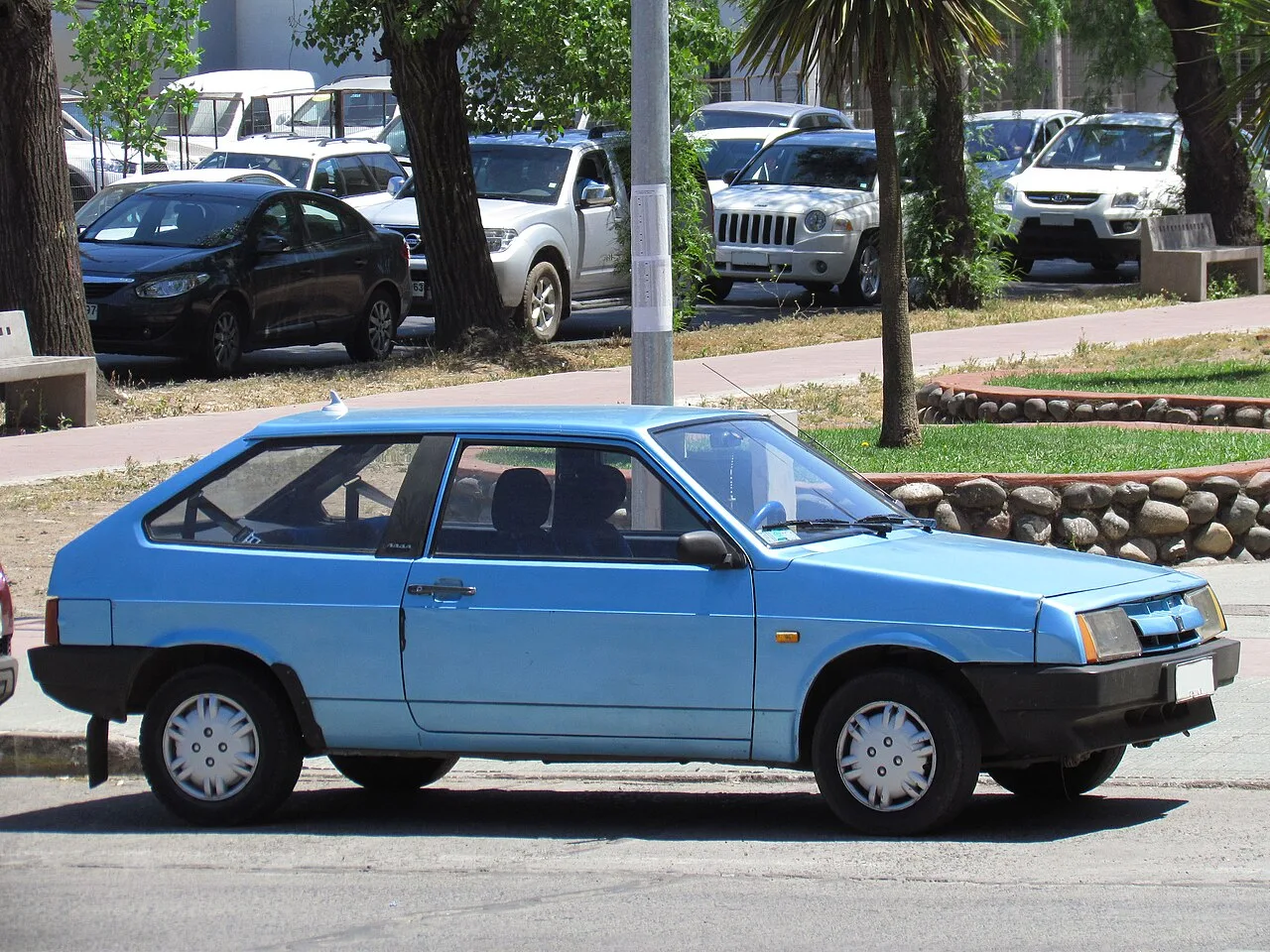 Lada Samara, side