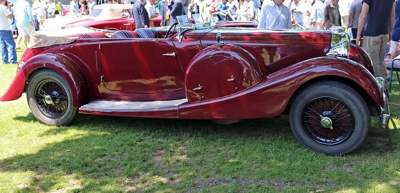 Lagonda LG45, rear