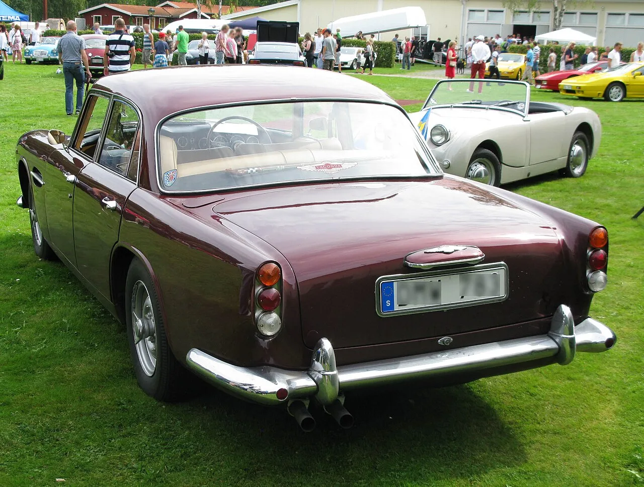 Lagonda Rapide, rear