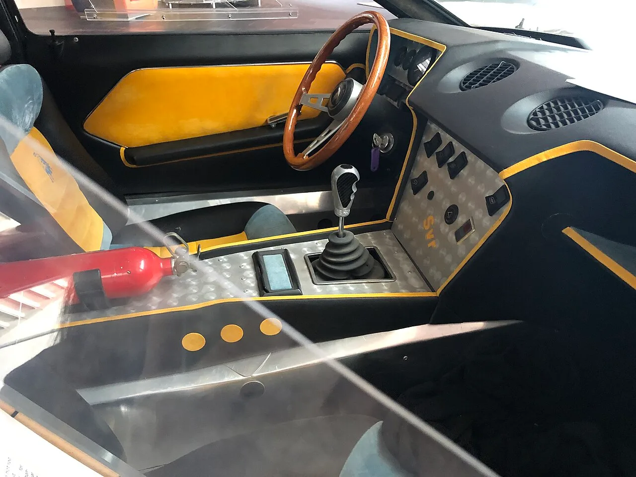 Lamborghini Jarama, interior