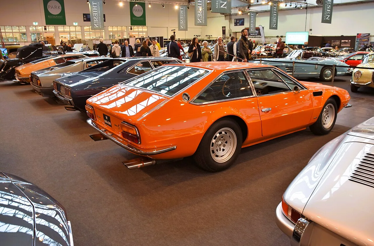 Lamborghini Jarama, rear