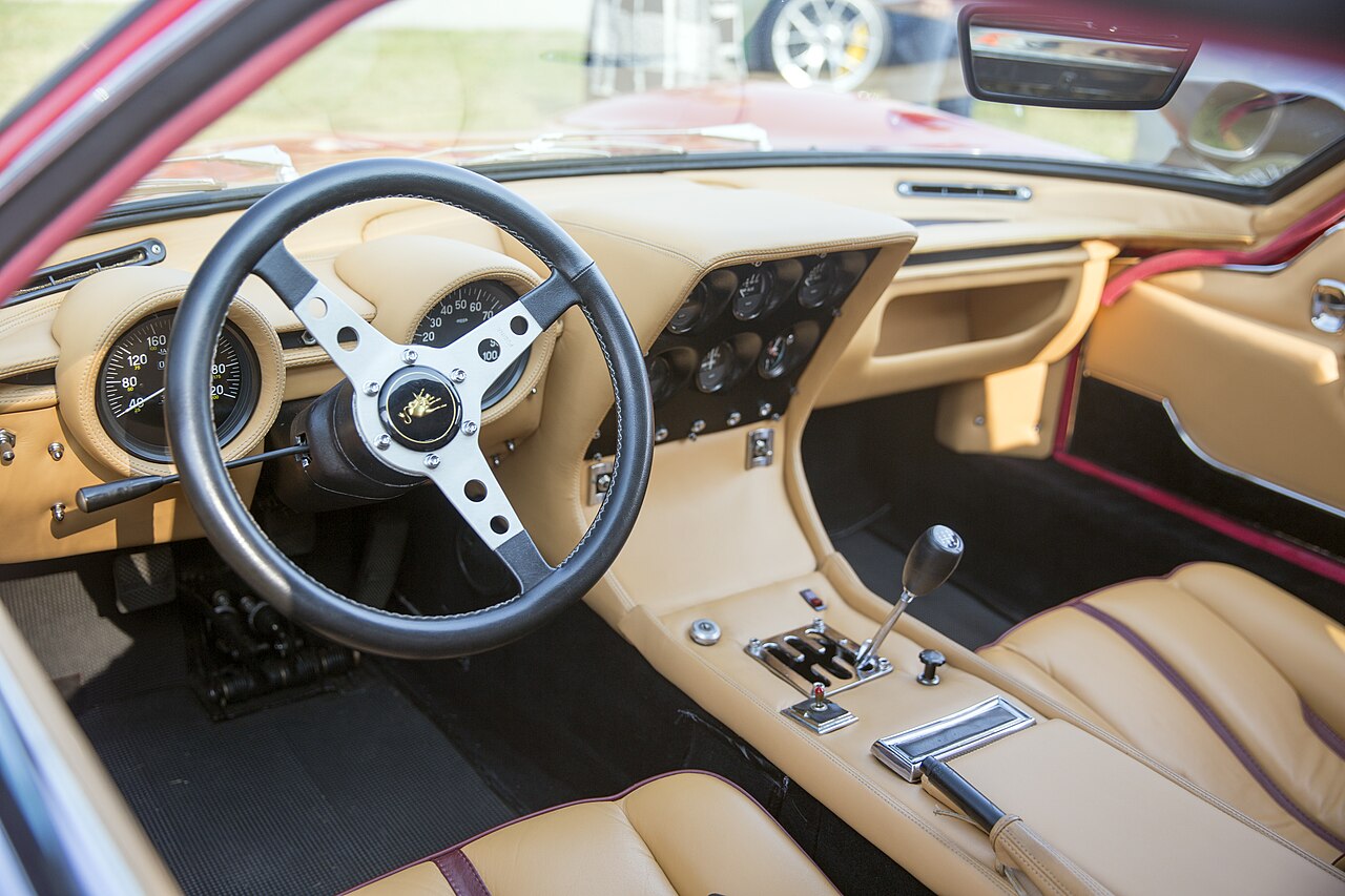 Lamborghini Miura, interior