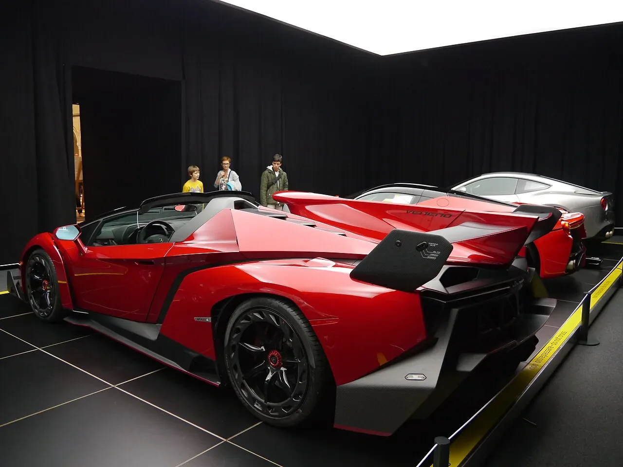 Lamborghini Veneno, rear