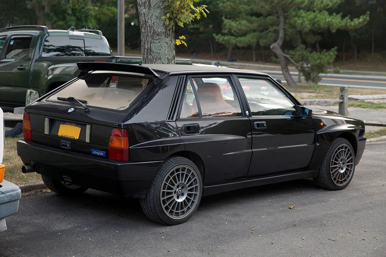 Lancia Delta HF Integrale Evoluzione, rear
