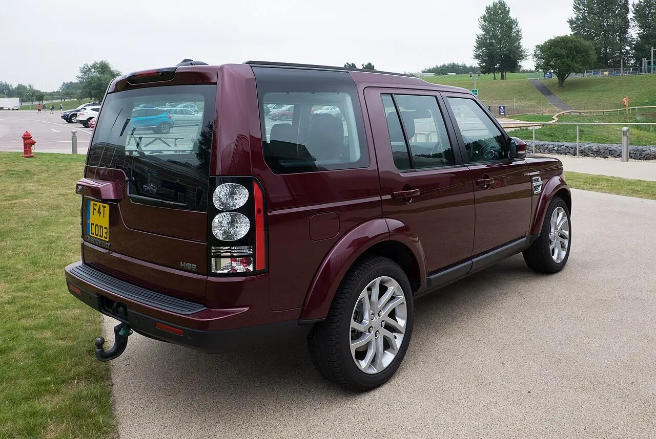 Land Rover Discovery, rear