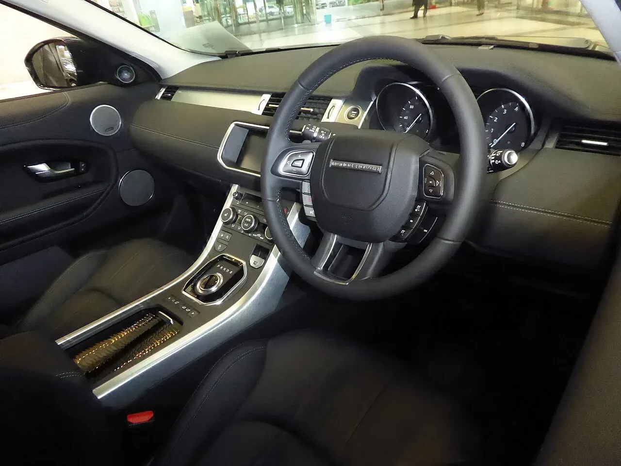 Land Rover Evoque, interior