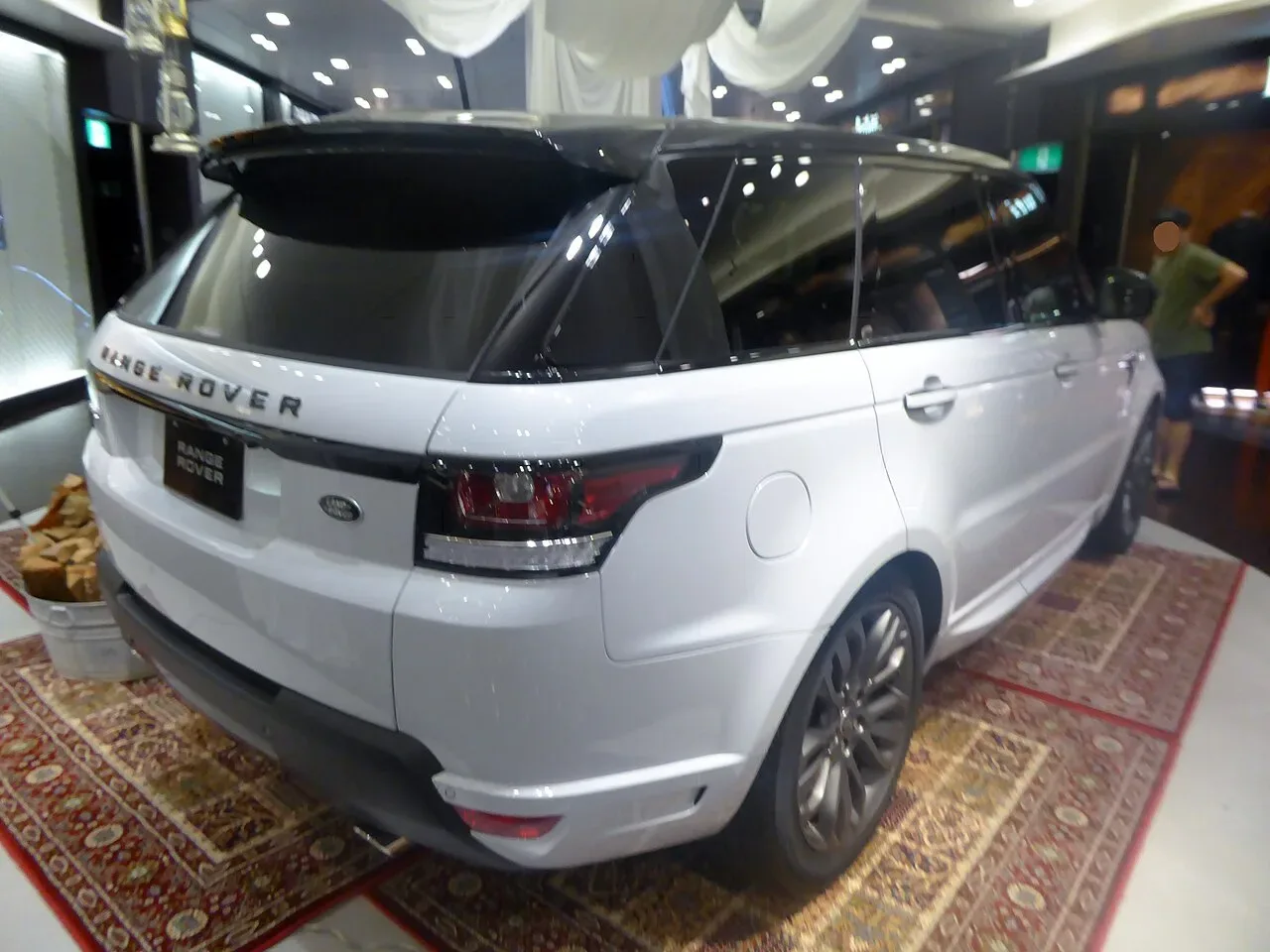 Land Rover Range Rover Sport, rear
