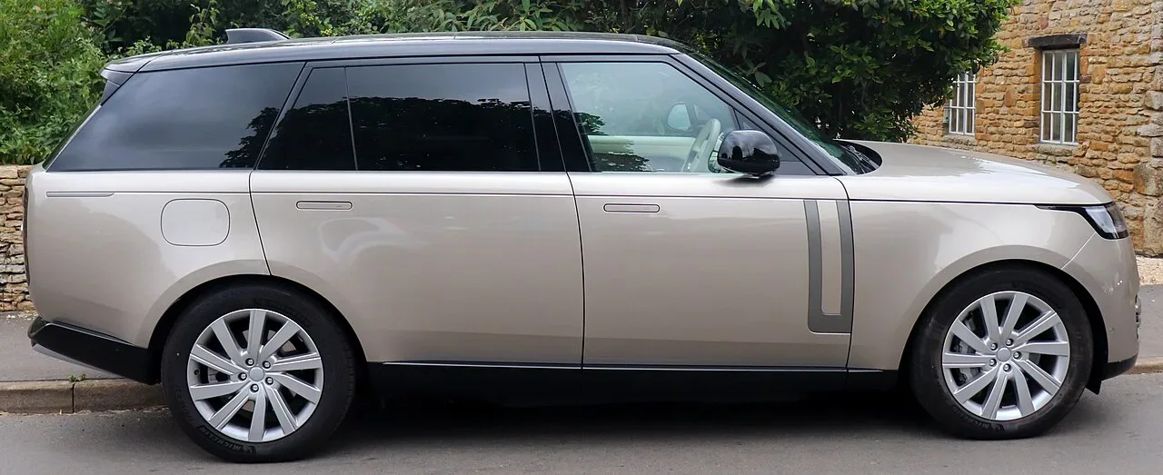 Land Rover Range Rover, side