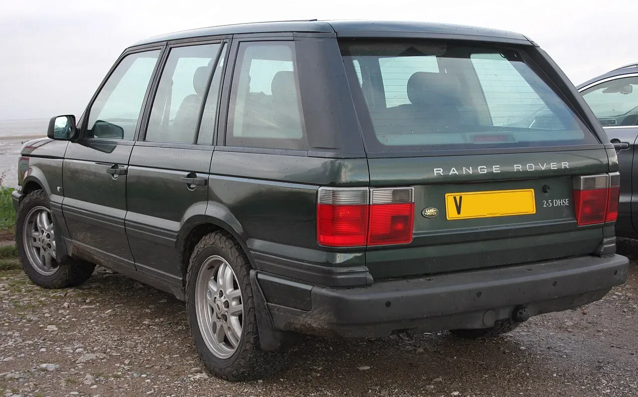 Land Rover Range Rover, rear