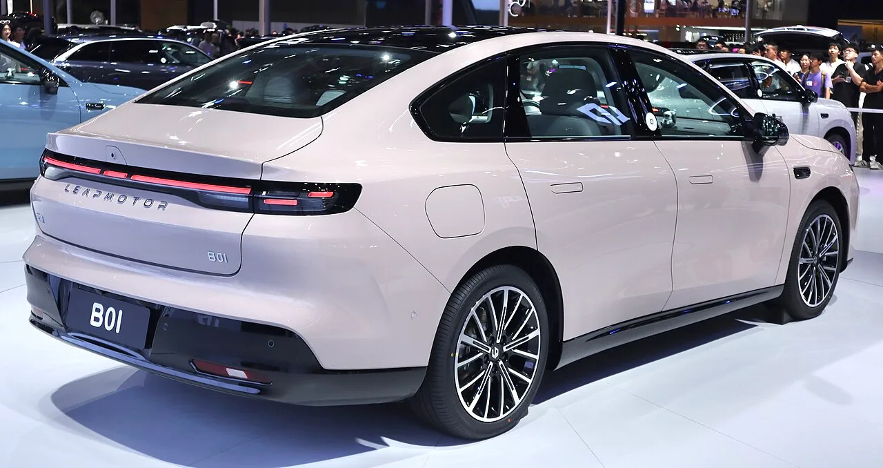 Leapmotor B01, rear