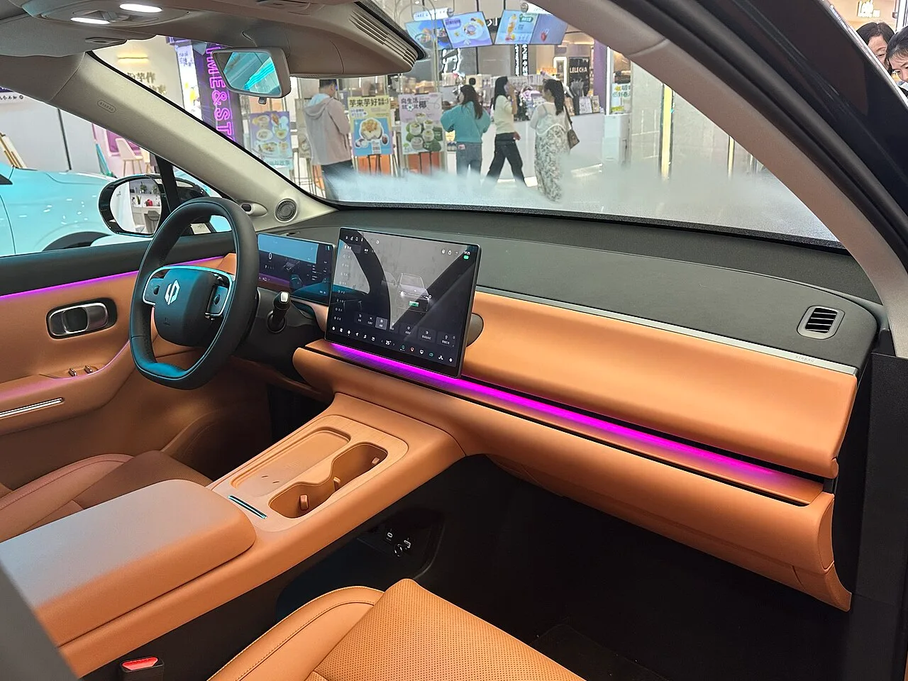 Leapmotor C10, interior