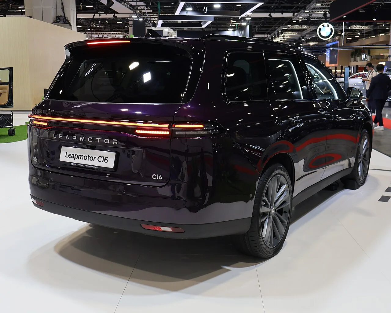 Leapmotor C16, rear