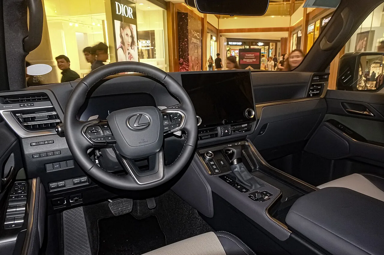 Lexus GX, interior