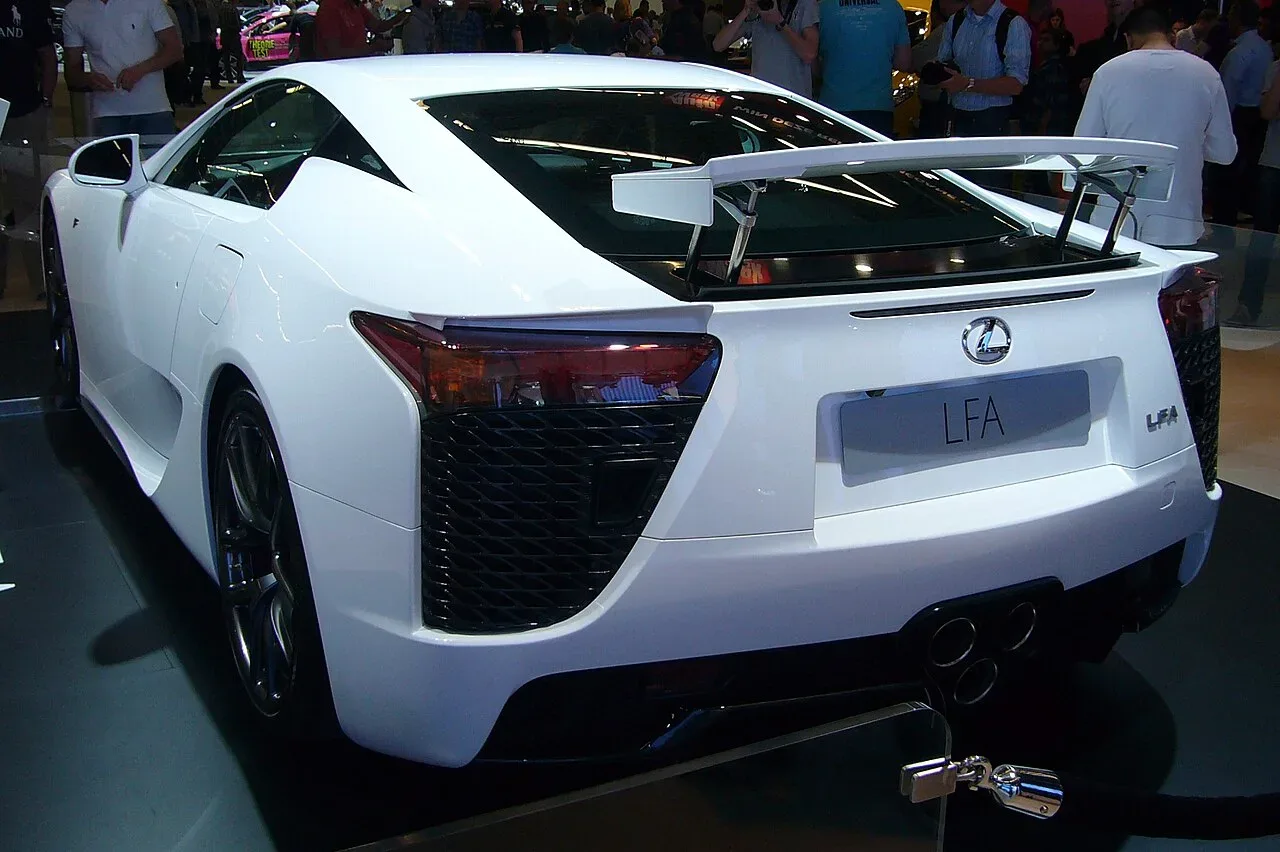Lexus LFA, rear